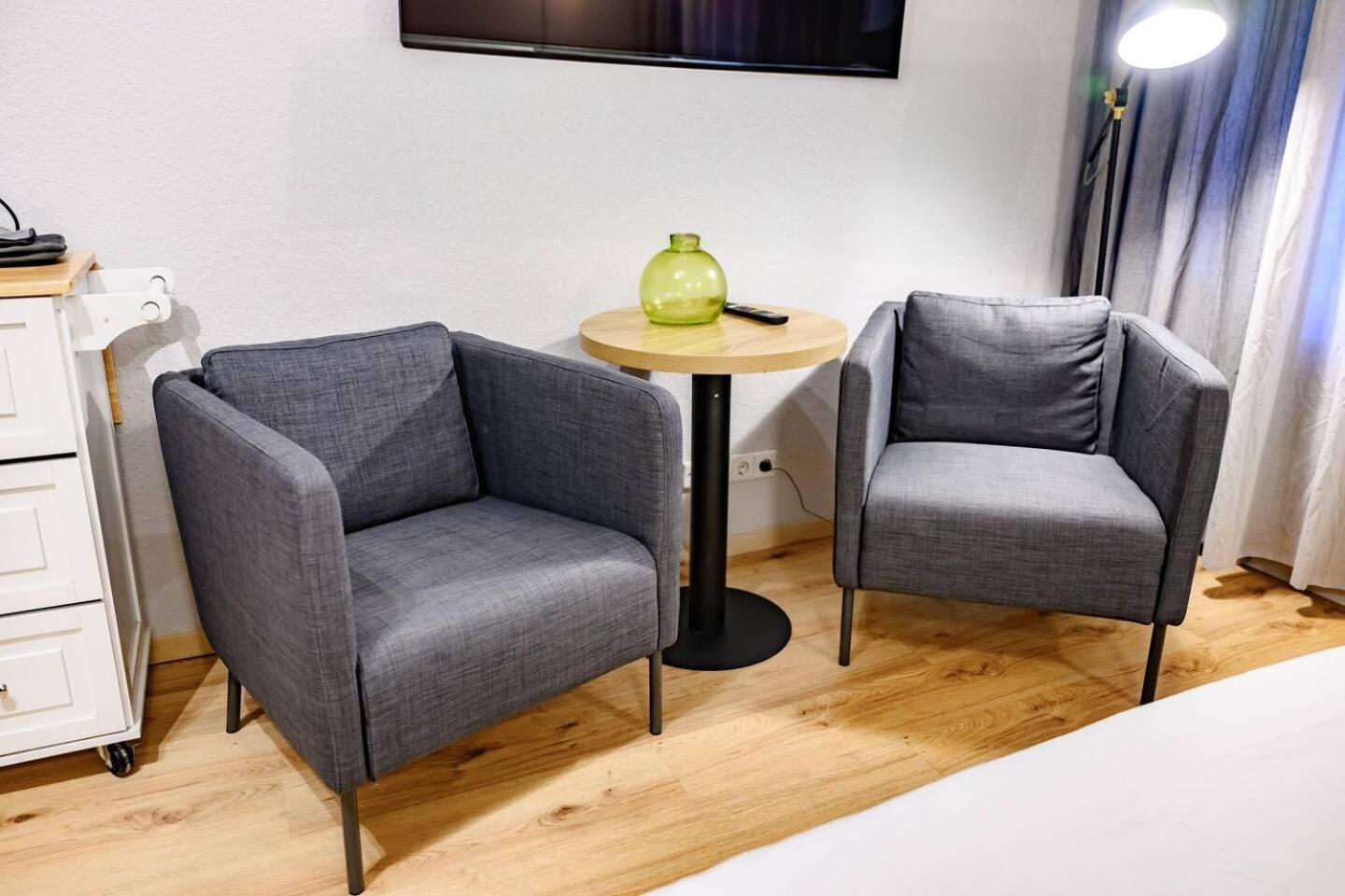 Ground-floor For 2 People Near Mauer Park Apartment *