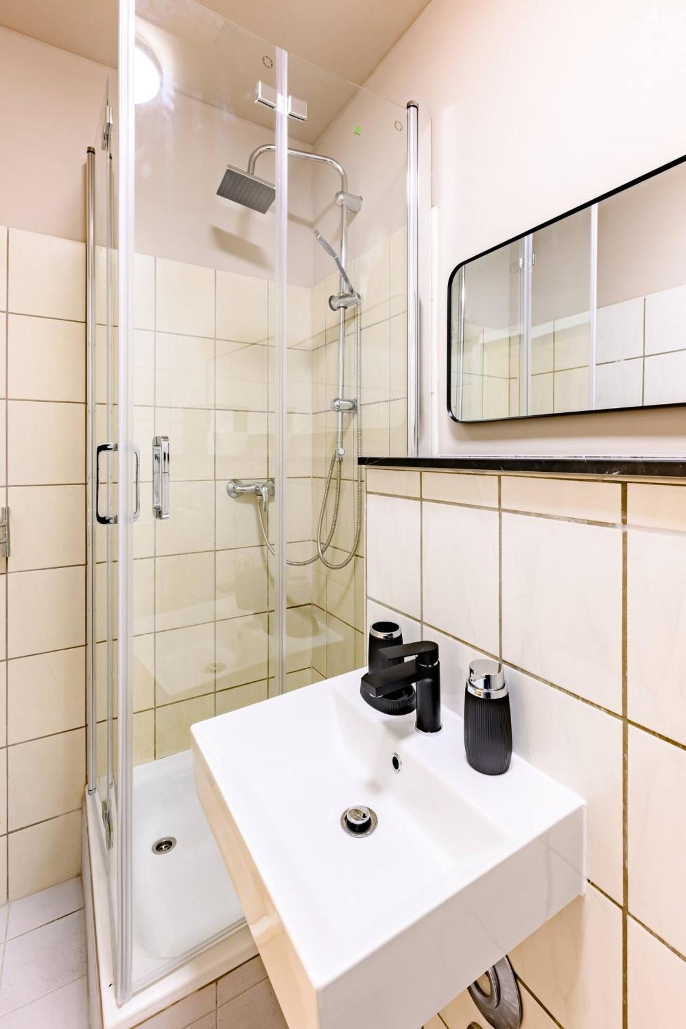 Ground-floor For 2 People Near Mauer Park Lejlighed *